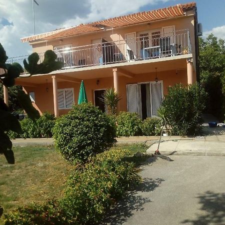 Mendula Pakoštane Exterior foto
