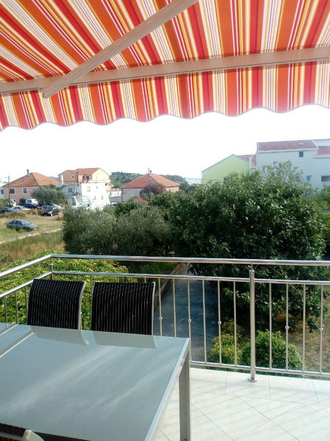 Mendula Pakoštane Exterior foto